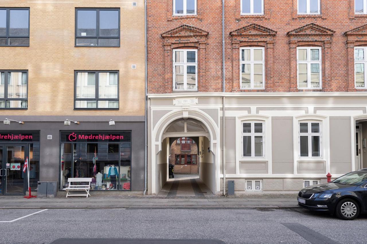 Aday - Apartment Suite 3 Aalborg Center Exterior foto